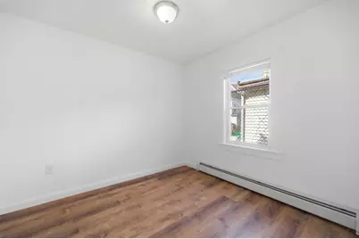 8 Cherry St, Lowell, MA 01852 - Photo 9