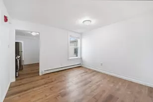 8 Cherry St, Lowell, MA 01852 - Photo 13