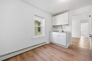 8 Cherry St, Lowell, MA 01852 - Photo 3