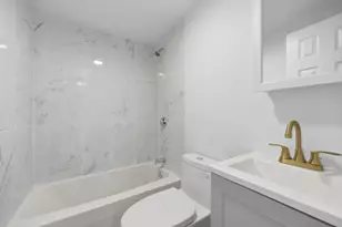 8 Cherry St, Lowell, MA 01852 - Photo 15