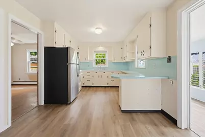66 Little Neck Avenue, Swansea, MA 02777 - Photo 13