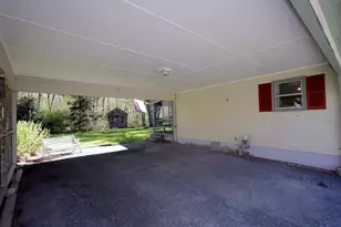 54 Holly Ln, Westport, MA 02790 - Photo 5