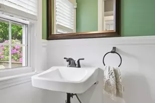 620 Roosevelt Ave, Springfield, MA 01118 - Photo 17