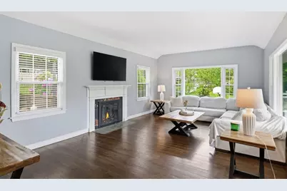620 Roosevelt Ave, Springfield, MA 01118 - Photo 11