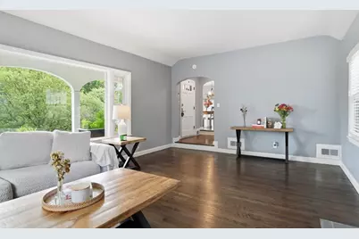 620 Roosevelt Ave, Springfield, MA 01118 - Photo 9