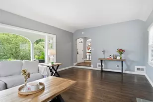 620 Roosevelt Ave, Springfield, MA 01118 - Photo 9