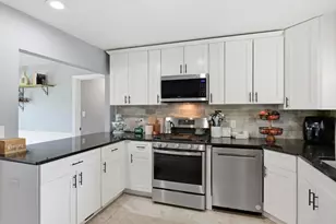 620 Roosevelt Ave, Springfield, MA 01118 - Photo 7