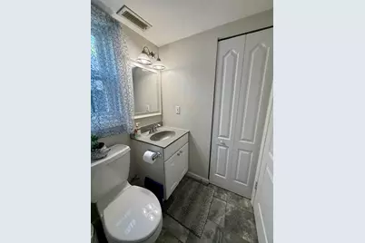 1810 Highland Ave #4A, Fall River, MA 02720 - Photo 11