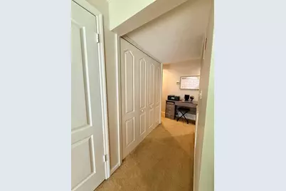 1810 Highland Ave #4A, Fall River, MA 02720 - Photo 17