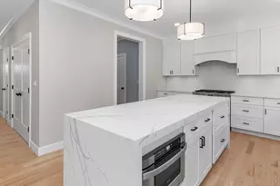 113 Warwick Ave, Waltham, MA 02452 - Photo 9