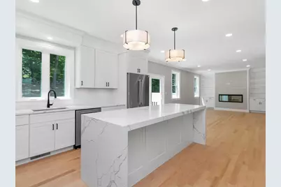 113 Warwick Avenue, Waltham, MA 02452 - Photo 5