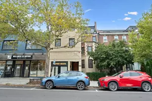 1618 Beacon St, Brookline, MA 02446 - Photo 11