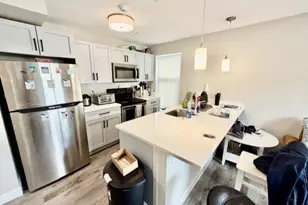882 Mass Ave, Arlington, MA 02476 - Photo 3