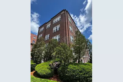 21 Bradlee Rd #46, Medford, MA 02155 - Photo 9