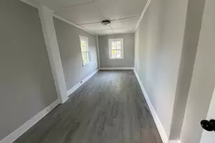 93 Friend St, Amesbury, MA 01913 - Photo 9