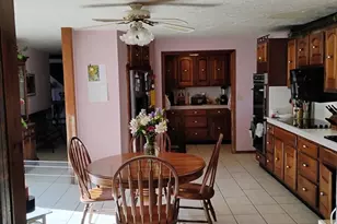 186 8 Lots Rd, Sutton, MA 01590 - Photo 3