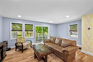 72 Manchester St, Lowell, MA 01852 - Photo 5