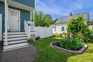 72 Manchester St, Lowell, MA 01852 - Photo 39