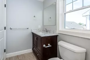 49 Hall St, Waltham, MA 02453 - Photo 9