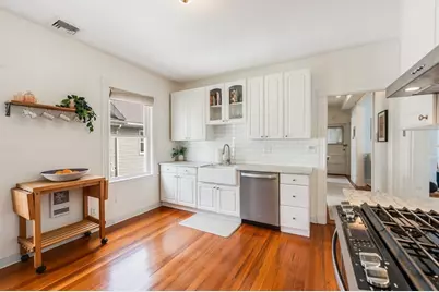 43 Goldsmith St #3, Boston, MA 02130 - Photo 7