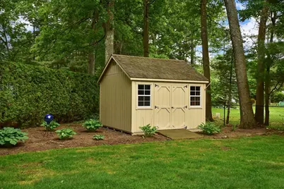 140 Pineridge Dr, Westfield, MA 01085 - Photo 29