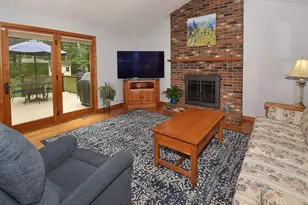 140 Pineridge Dr, Westfield, MA 01085 - Photo 5