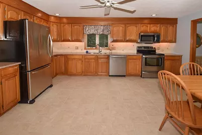 140 Pineridge Dr, Westfield, MA 01085 - Photo 9