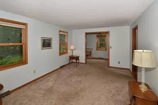 140 Pineridge Dr, Westfield, MA 01085 - Photo 13