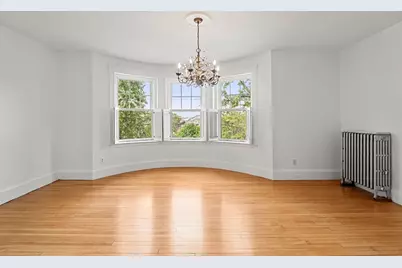 231 Rawson Rd #4, Brookline, MA 02445 - Photo 3