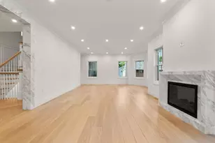 18 Naples Rd, Brookline, MA 02446 - Photo 5
