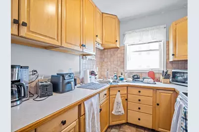 306 Mott St #1, Fall River, MA 02721 - Photo 11