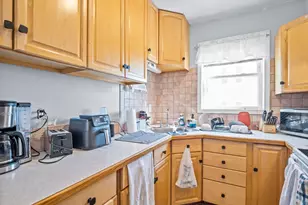 306 Mott St, Fall River, MA 02721 - Photo 11