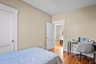 306 Mott St, Fall River, MA 02721 - Photo 5