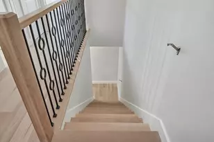 181 Maverick St, Boston, MA 02128 - Photo 19