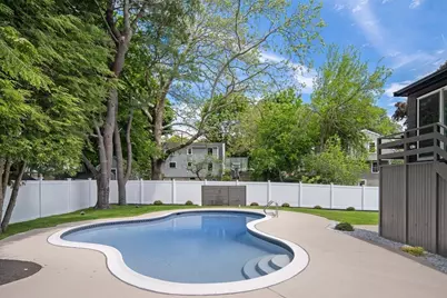 10 Meredith Circle, Needham, MA 02492 - Photo 35