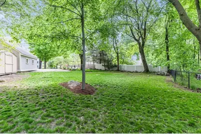 38 Berkeley St, Reading, MA 01867 - Photo 9