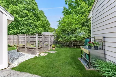 38 Berkeley St, Reading, MA 01867 - Photo 11