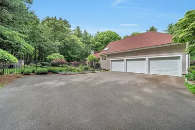 784 Strawberry Hill Rd, Concord, MA 01742 - Photo 5