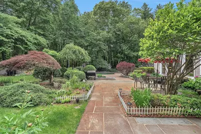 784 Strawberry Hill Rd, Concord, MA 01742 - Photo 5