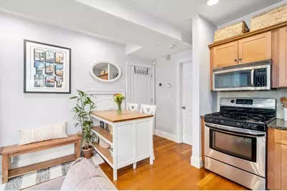 394 E Eighth #1, Boston, MA 02127 - Photo 3