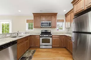 15 Midfield Dr, Rockland, MA 02370 - Photo 3