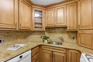 97 Anderer Ln, Boston, MA 02132 - Photo 11