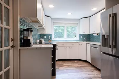 11 Juniper Ridge Rd, Lincoln, MA 01773 - Photo 13