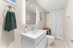 36 Commercial Wharf, Boston, MA 02110 - Photo 19