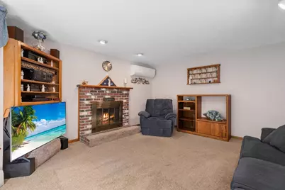 10 Barnstable Rd, Norfolk, MA 02056 - Photo 3