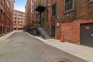 346 Congress St, Boston, MA 02210 - Photo 17