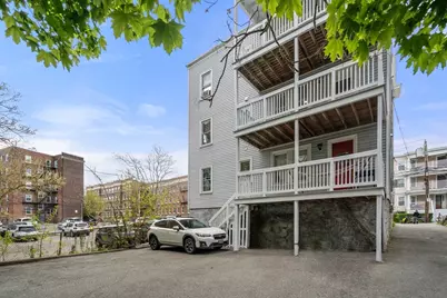 19 Claymoss Rd, Boston, MA 02135 - Photo 3