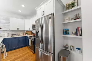 54 Bloomfield St, Boston, MA 02124 - Photo 9