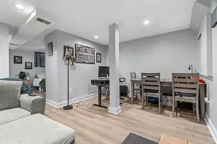 314 W 4th, Boston, MA 02127 - Photo 3