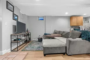314 W 4th, Boston, MA 02127 - Photo 5